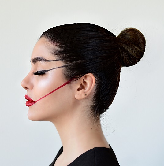 avantgarde linear makeup